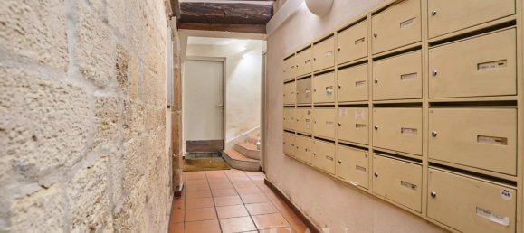 1 bedroom Apartment in Paris, France No. 121934 9