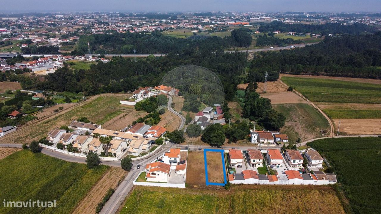 563m² Land in Oliveirinha, Portugal No. 291173