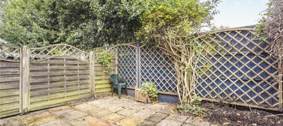 2 bedrooms Commercial property in Little Berkhamsted, United Kingdom No. 6549 14