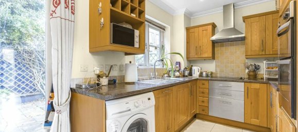 2 bedrooms Commercial property in Little Berkhamsted, United Kingdom No. 6549 6