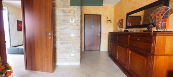 4-Zimmer Wohnung in Follo, Italy, Nr. 76802 3