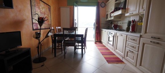 4-Zimmer Wohnung in Follo, Italy, Nr. 76802 8