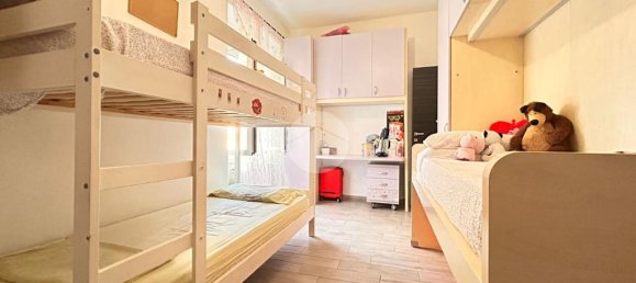 Apartamento T2 em La Spezia, Italy N.º 305634 19