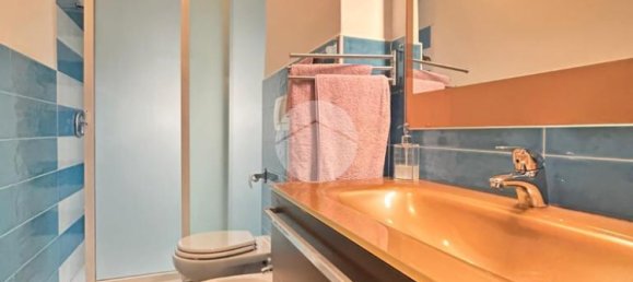 Apartamento T2 em La Spezia, Italy N.º 305634 23