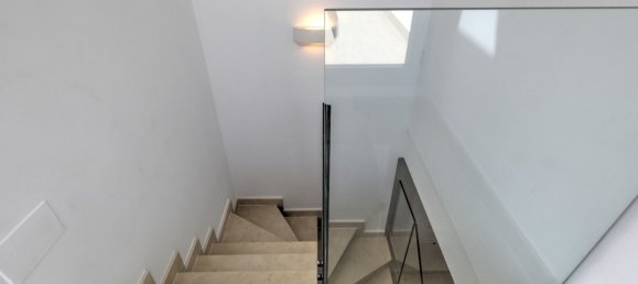 3 chambres Penthouse à Marbella, Spain No. 35506 21