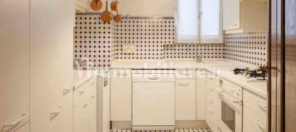 2 bedrooms Apartment in Novara, Italy No. 99732 6