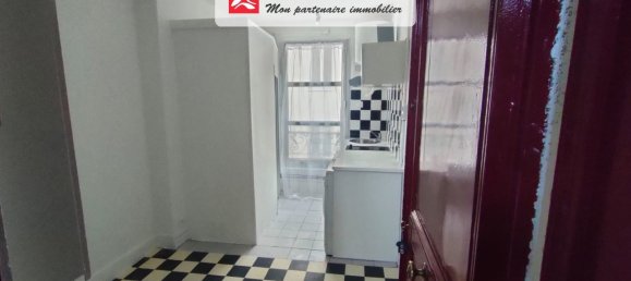 Studio in Clichy, France No. 172068 7
