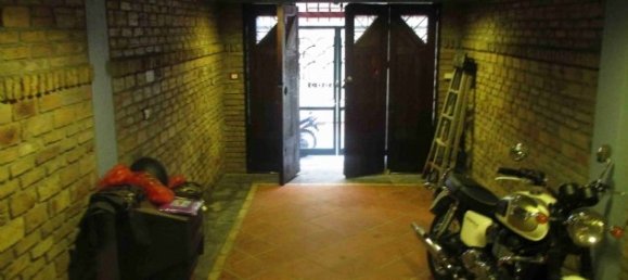 4 Schlafzimmer Haus in Hai Ba Trung, Vietnam, Nr. 2585 2