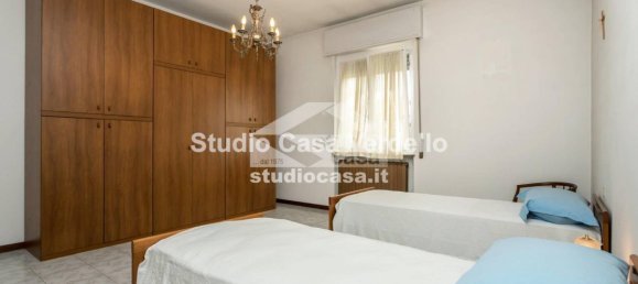 4 bedrooms Apartment in Verdello, Italy No. 374993 10