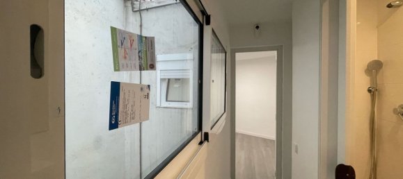 1 bedroom Penthouse in L'Hospitalet de Llobregat, Spain No. 167637 17