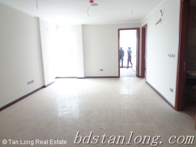 3 bedrooms Apartment in Tay Ho, Vietnam No. 360