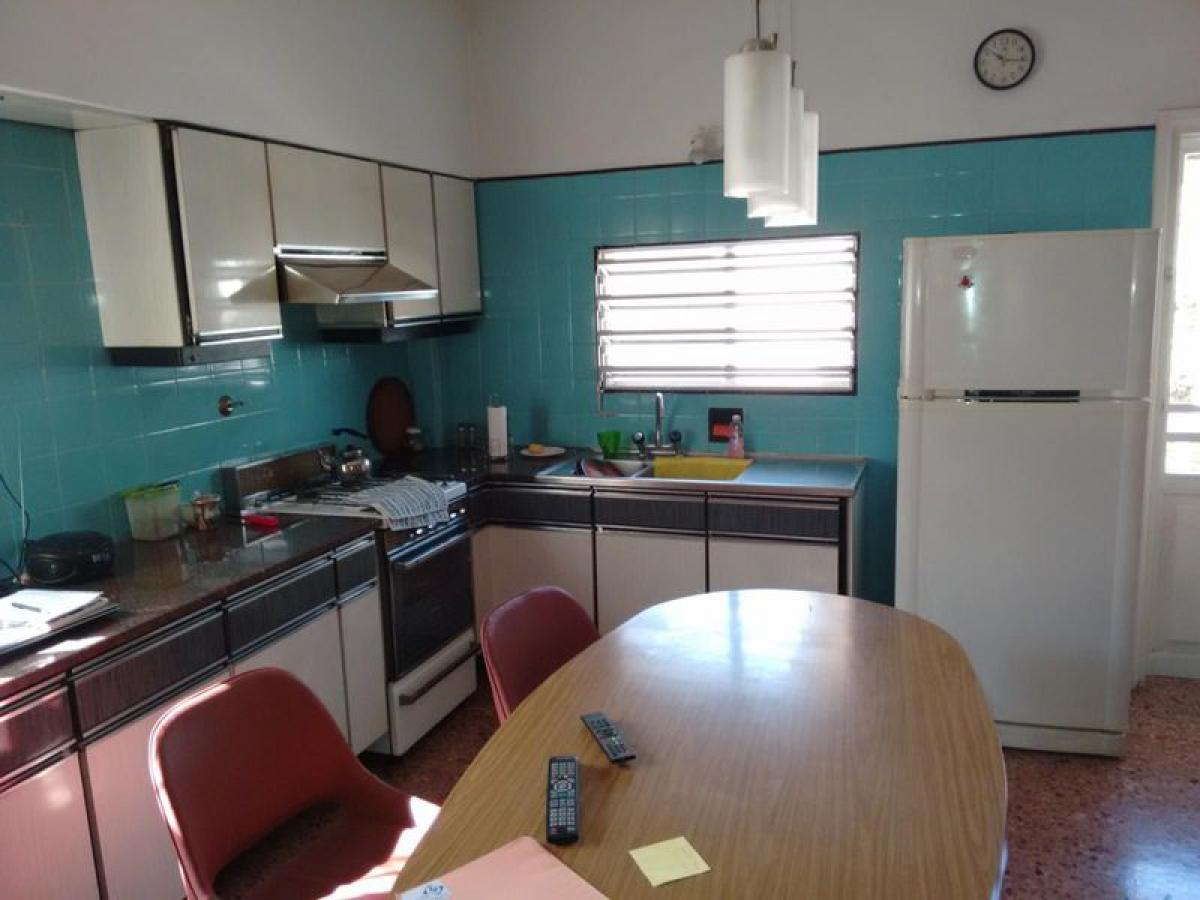 2 bedrooms Apartment in General San Martin, Argentina No. 95372