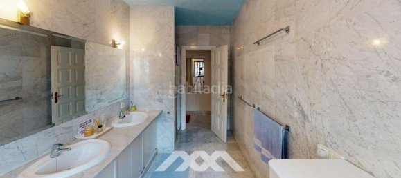 8 bedrooms Villa in Benajarafe, Spain No. 60172 8