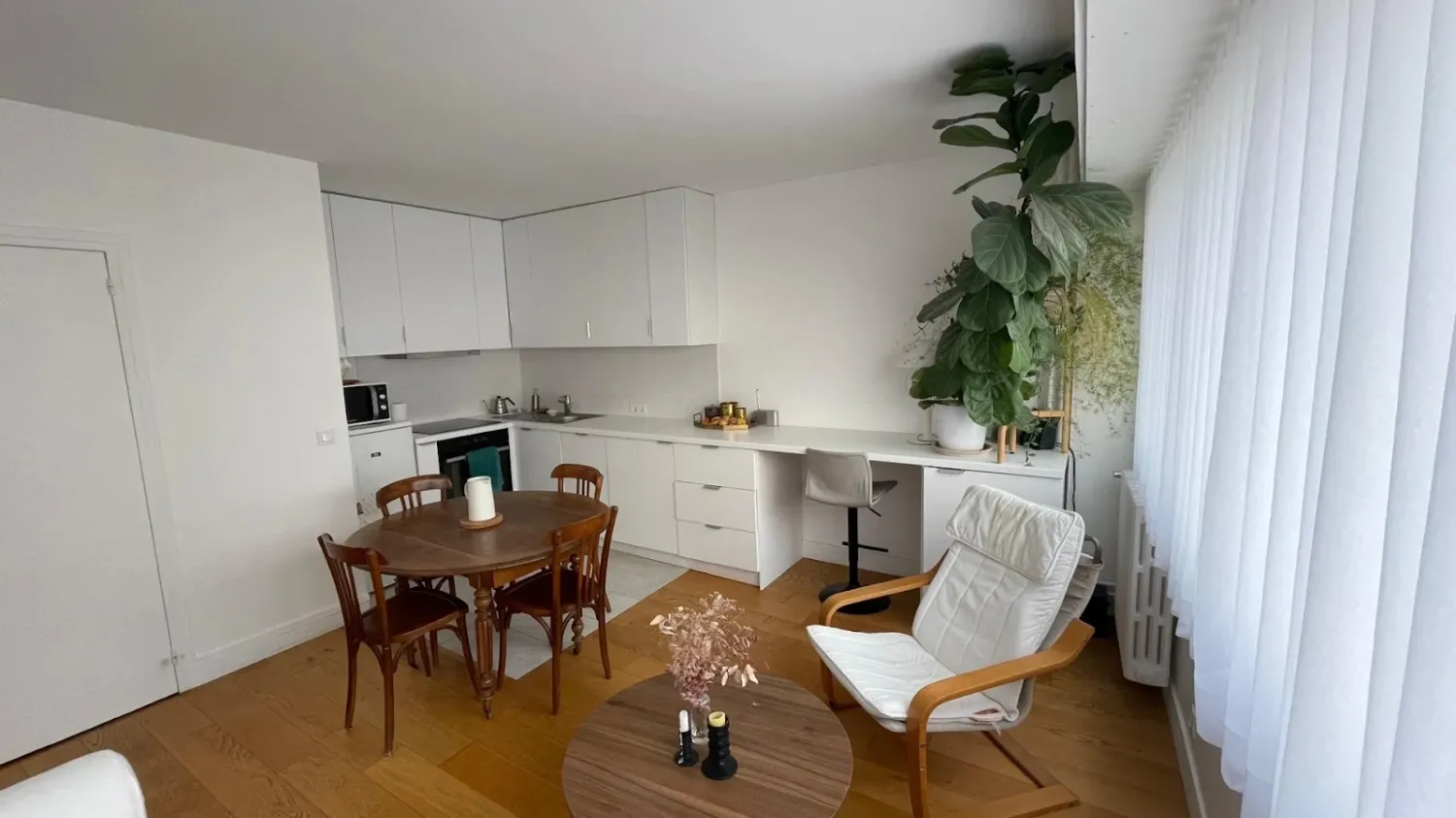 1 bedroom Apartment in Paris, France No. 352650