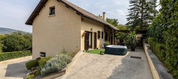 8 rooms Villa in Bouvesse-Quirieu, France No. 320418 2
