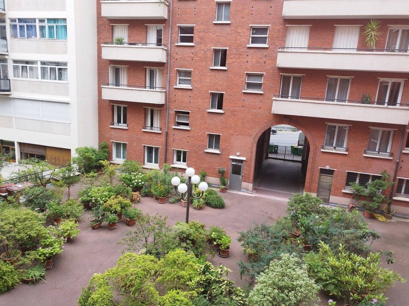 1 bedroom Apartment in Paris, France No. 281082