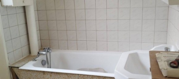 1 bedroom Apartment in Paris, France No. 281082 5