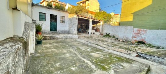 2 bedrooms House in Vialonga, Portugal No. 51838 12