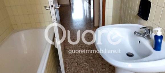 4 Schlafzimmer Wohnung in Udine, Italy, Nr. 316026 21
