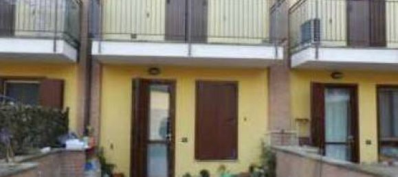 3 Schlafzimmer Wohnung in Spinadesco, Italy, Nr. 96553 12