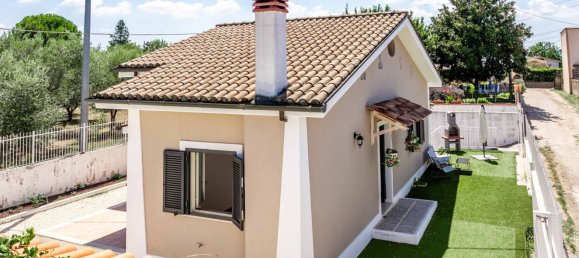 3 bedrooms Villa in Palestrina, Italy No. 344372 2