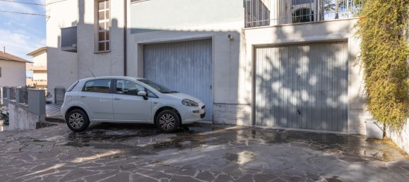 3 bedrooms Apartment in Filottrano, Italy No. 238705 14