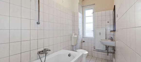 2 rooms Apartment in Westend, Germany No. 49135 4