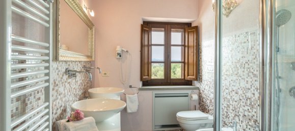 7 bedrooms Villa in Tuoro sul Trasimeno, Italy No. 54200 25