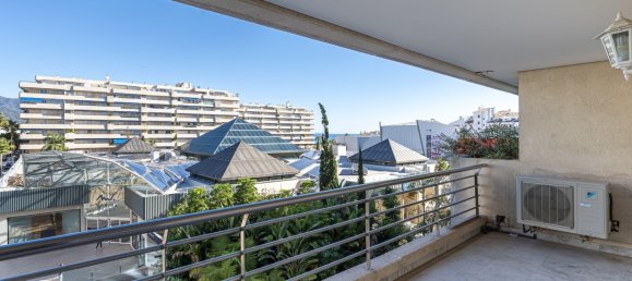 2 bedrooms Apartment in Marbella, Spain No. 133957 2