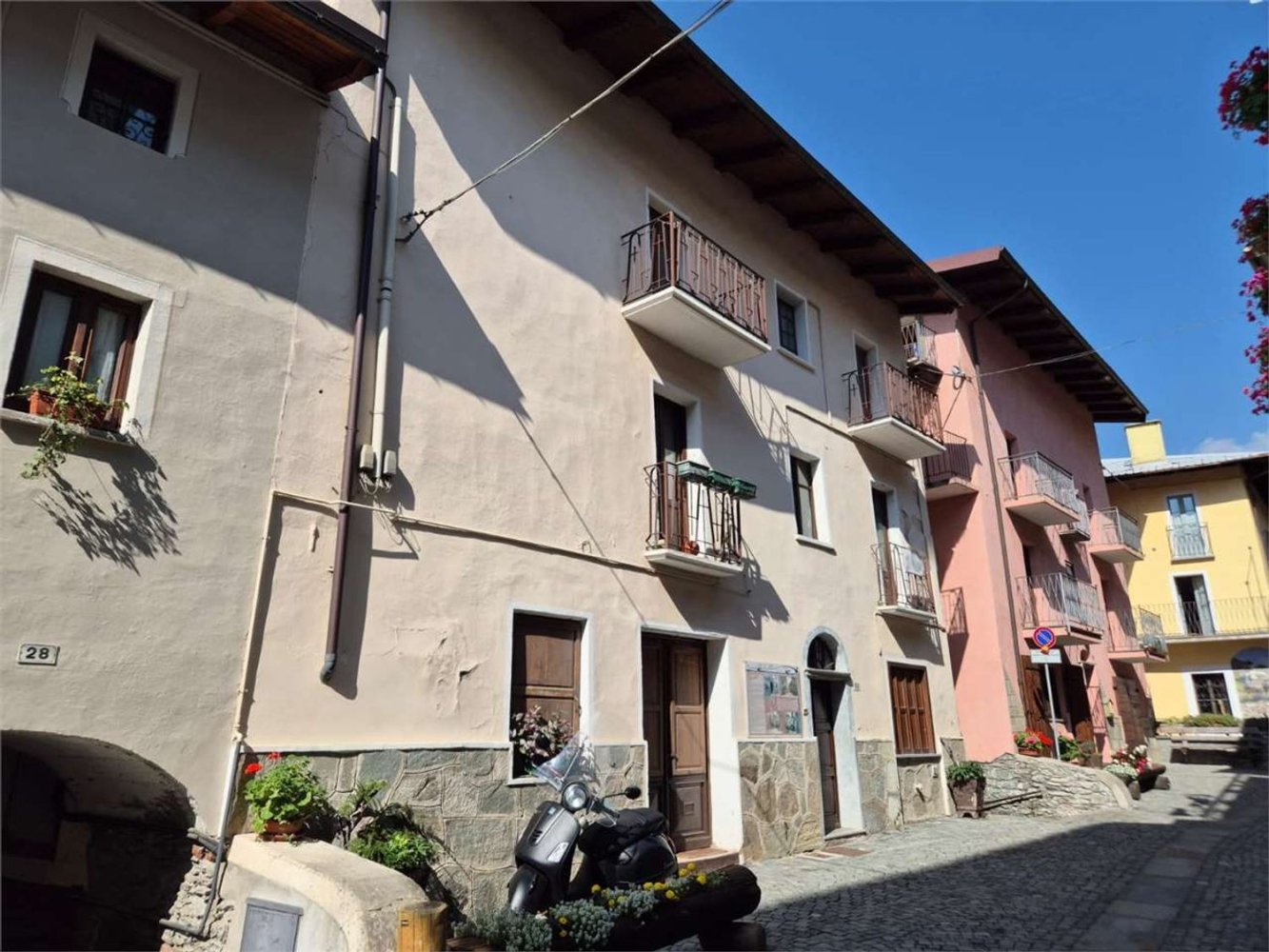 4 bedrooms Apartment in Fenestrelle, Italy No. 320477