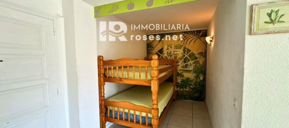 Apartamento de 2 dormitorios en Roses, Spain No. 22829 18