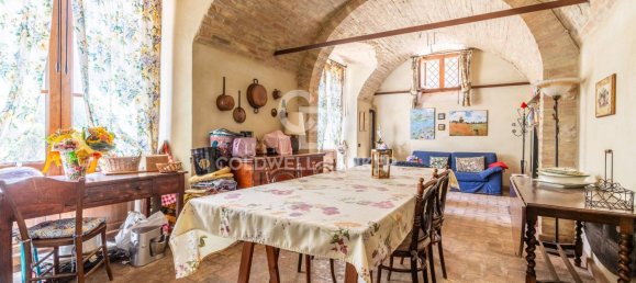 4 غرف نوم فيلا في Sigillo, Italy رقم 304156 18