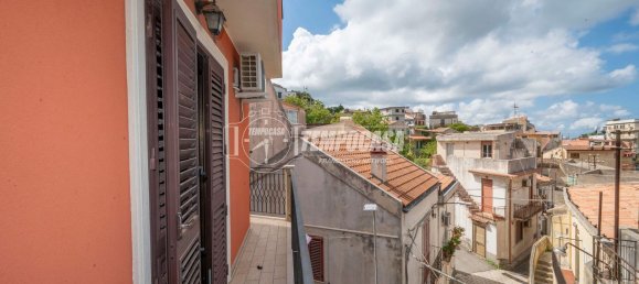 Квартира с 3 спальнями в Мессина, Италия № 377872 10