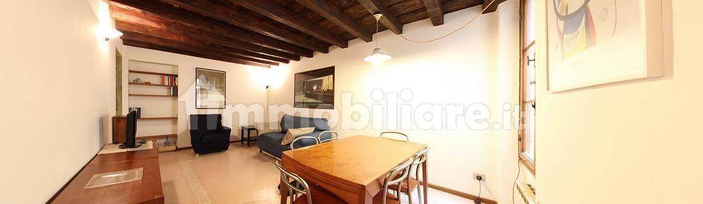 Apartamento de 1 dormitorio en Florence, Italy No. 221044