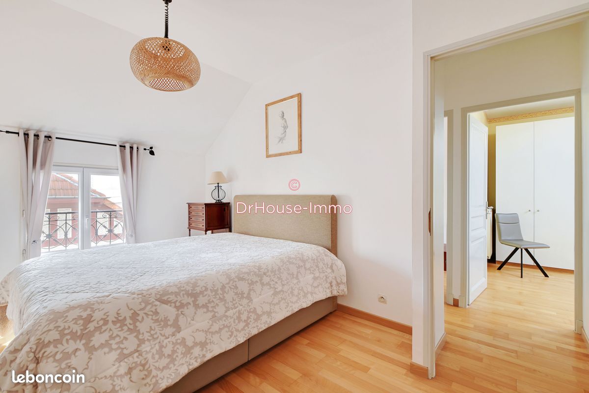 3 غرف نوم منزل في Bois-Colombes, France رقم 129103