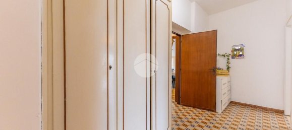 4 rooms Apartment in Rome, Italy No. 298305 15