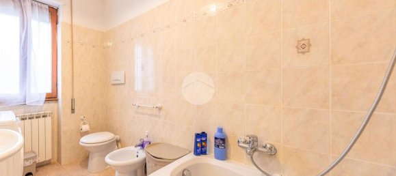 4 rooms Apartment in Rome, Italy No. 298305 28