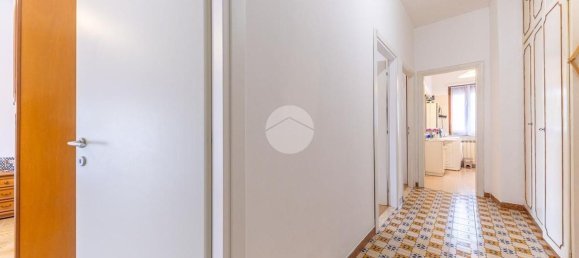 4 rooms Apartment in Rome, Italy No. 298305 19