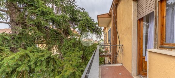 4 rooms Apartment in Rome, Italy No. 298305 3