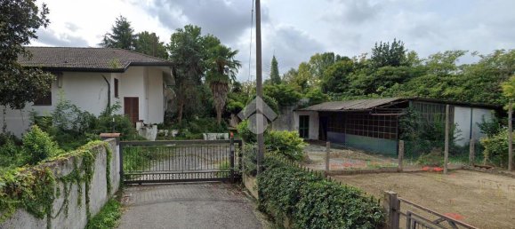 5 rooms Villa in Treviso, Italy No. 146538 3