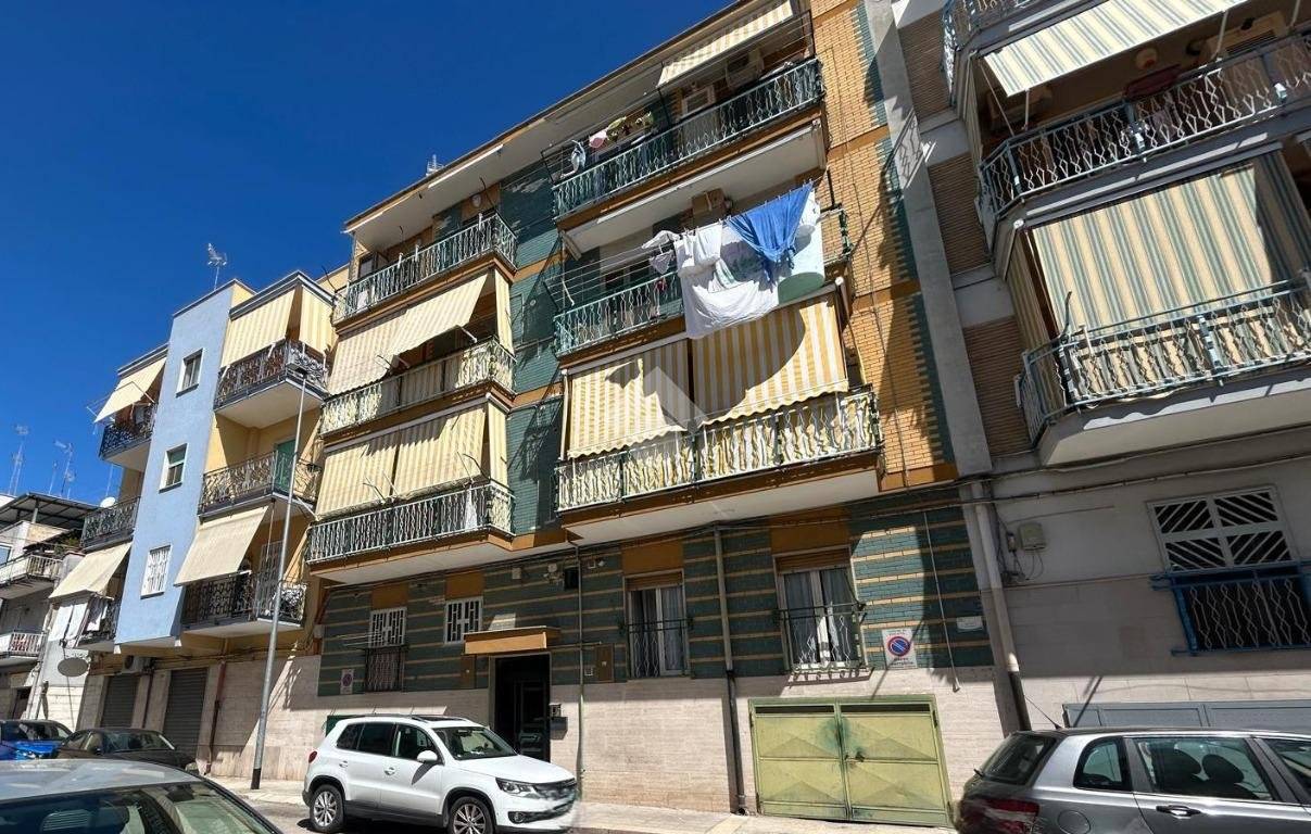 Apartamento de 2 dormitorios en Barletta, Italy No. 348549