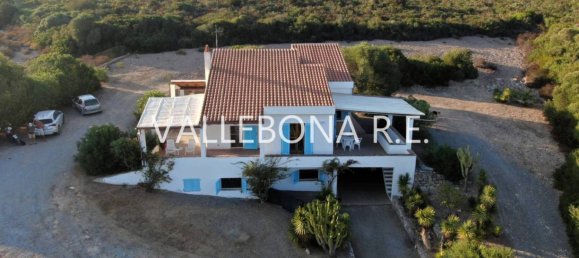 4 bedrooms Villa in Sardinia, Italy No. 264308 4