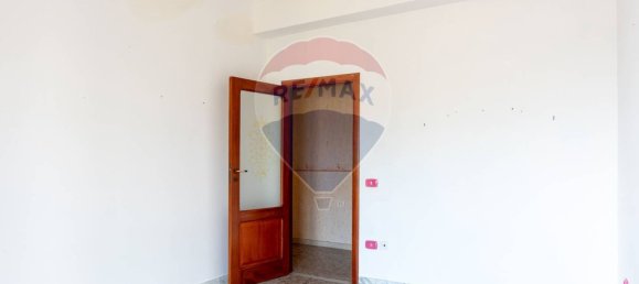 Apartamento de 2 dormitorios en Pozzuoli, Italy No. 269207 5
