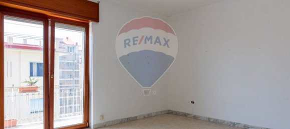 Apartamento de 2 dormitorios en Pozzuoli, Italy No. 269207 13