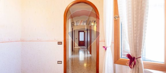 Apartamento de 2 dormitorios en Pozzuoli, Italy No. 269207 29