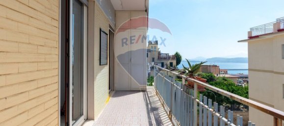 Apartamento de 2 dormitorios en Pozzuoli, Italy No. 269207 22