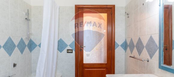 Apartamento de 2 dormitorios en Pozzuoli, Italy No. 269207 8