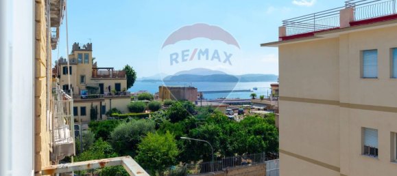 Apartamento de 2 dormitorios en Pozzuoli, Italy No. 269207 23