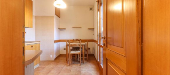 3 rooms Apartment in San Lazzaro di Savena, Italy No. 165030 10
