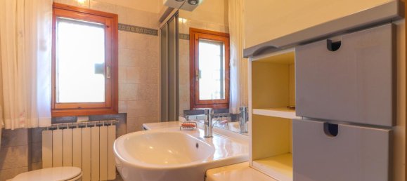 3 rooms Apartment in San Lazzaro di Savena, Italy No. 165030 23